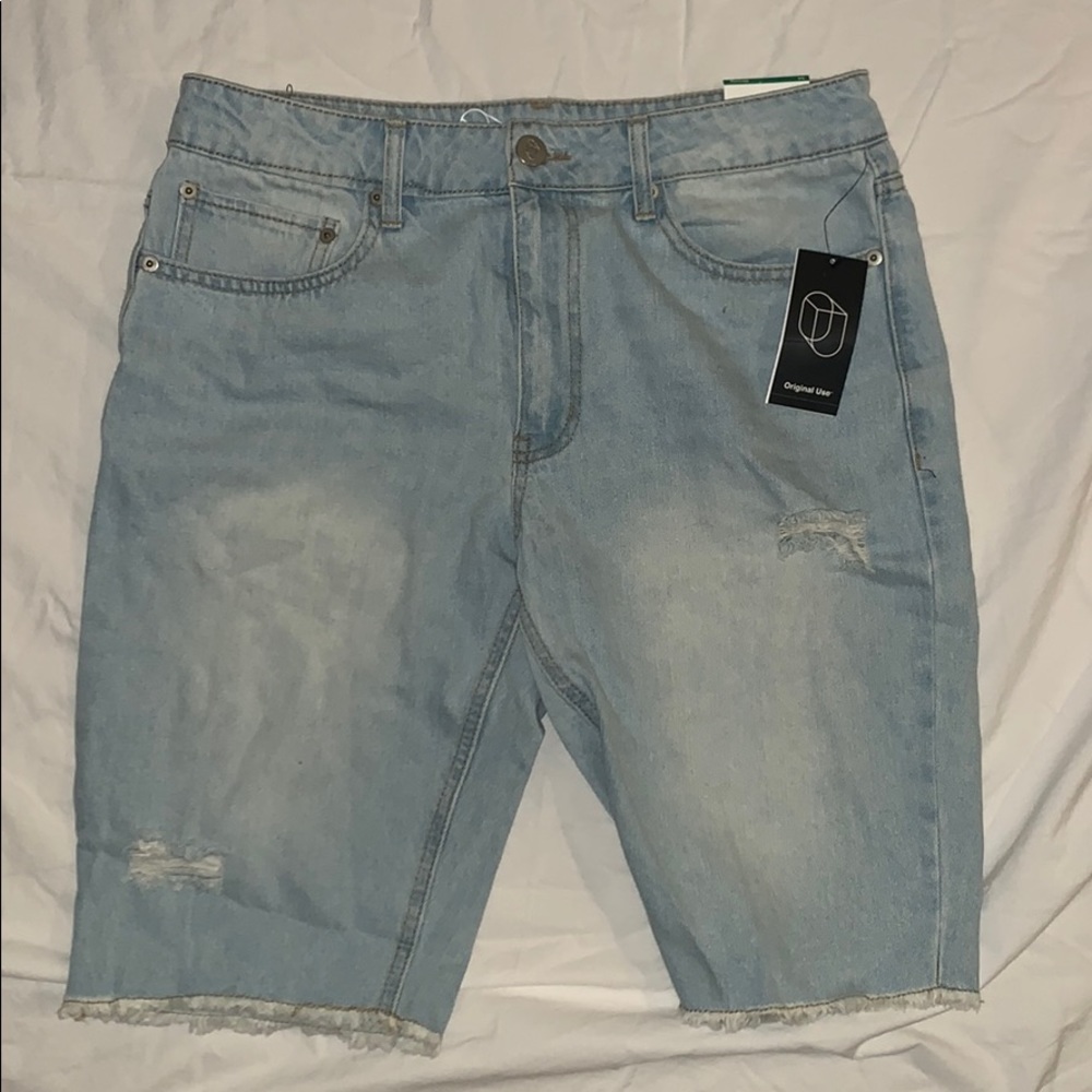 New Men’s Ripped Jean Shorts Original Use Size 34